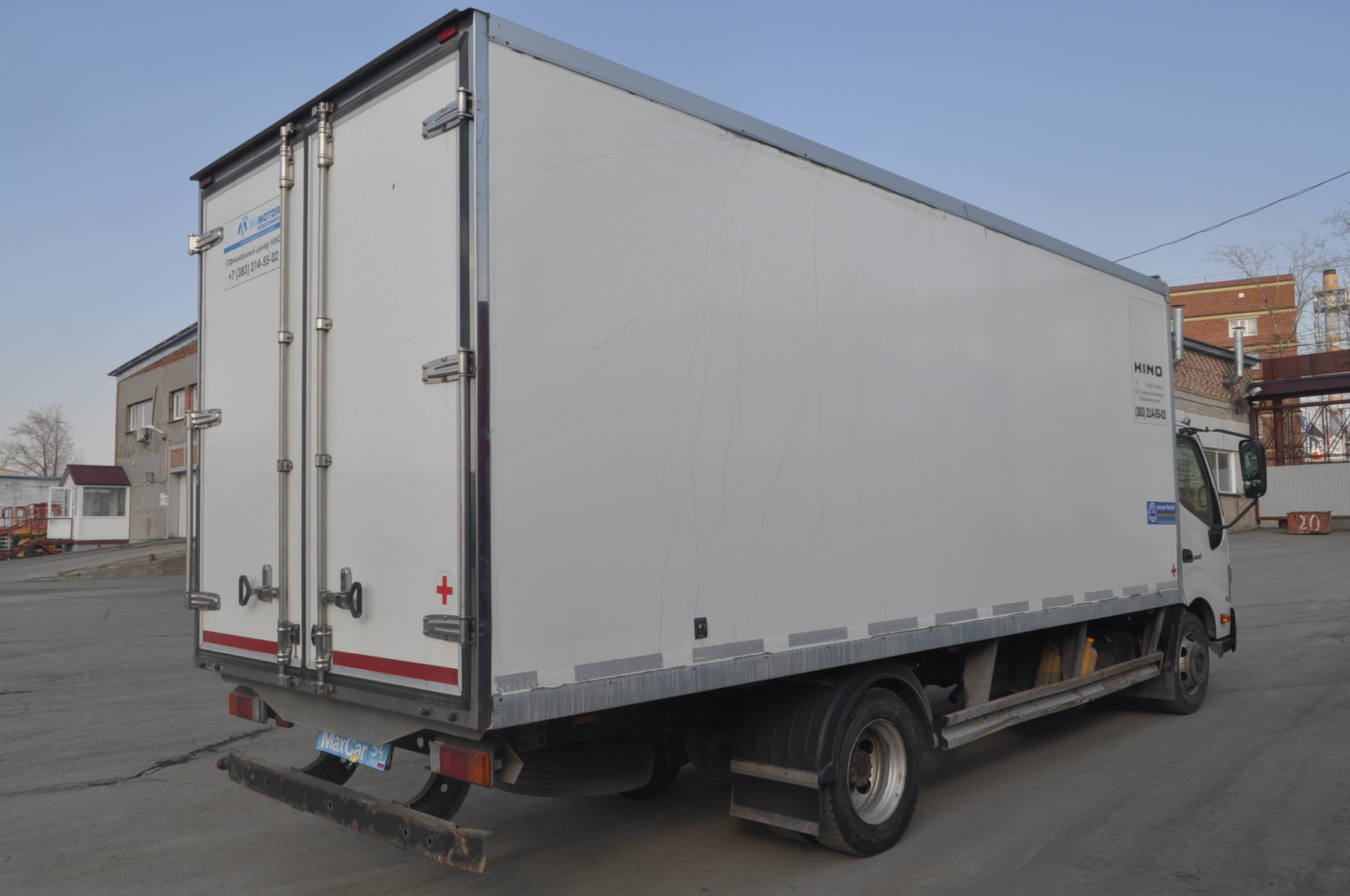 Фургон изотермический Hino 300 2013 г.в. 
